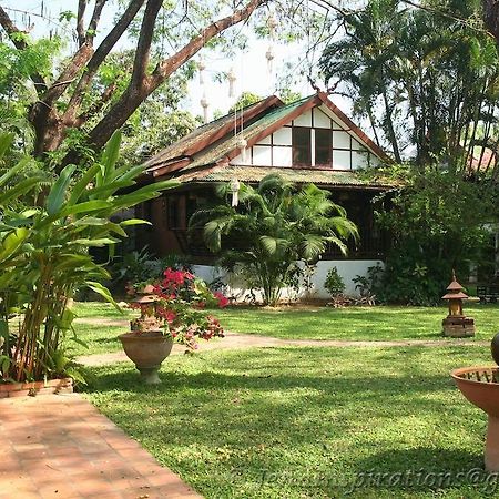 Hotel Secret Garden Chiangmai San Kamphaeng Esterno foto