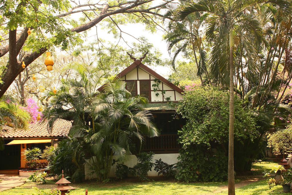 Hotel Secret Garden Chiangmai San Kamphaeng Esterno foto