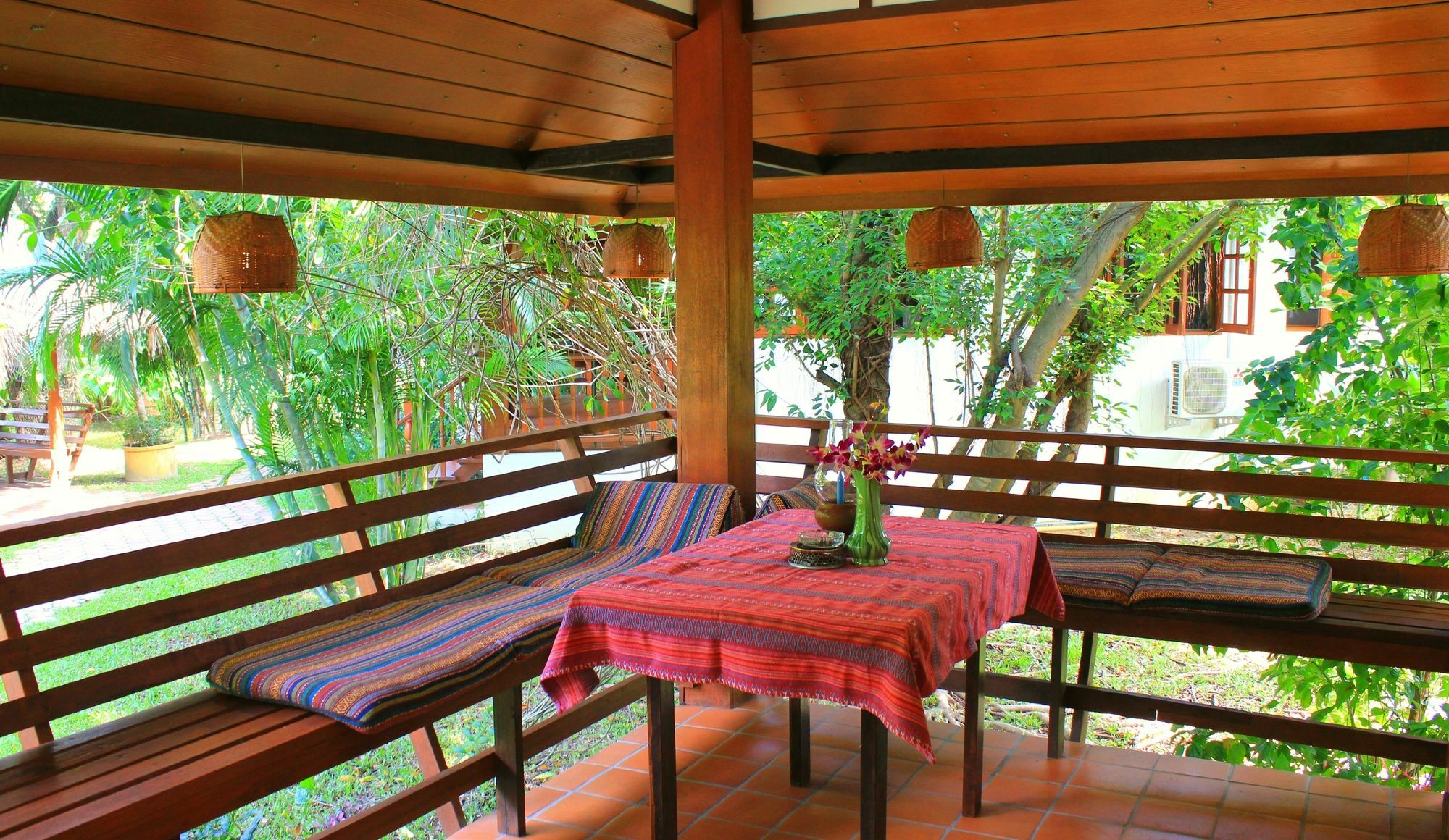 Hotel Secret Garden Chiangmai San Kamphaeng Esterno foto