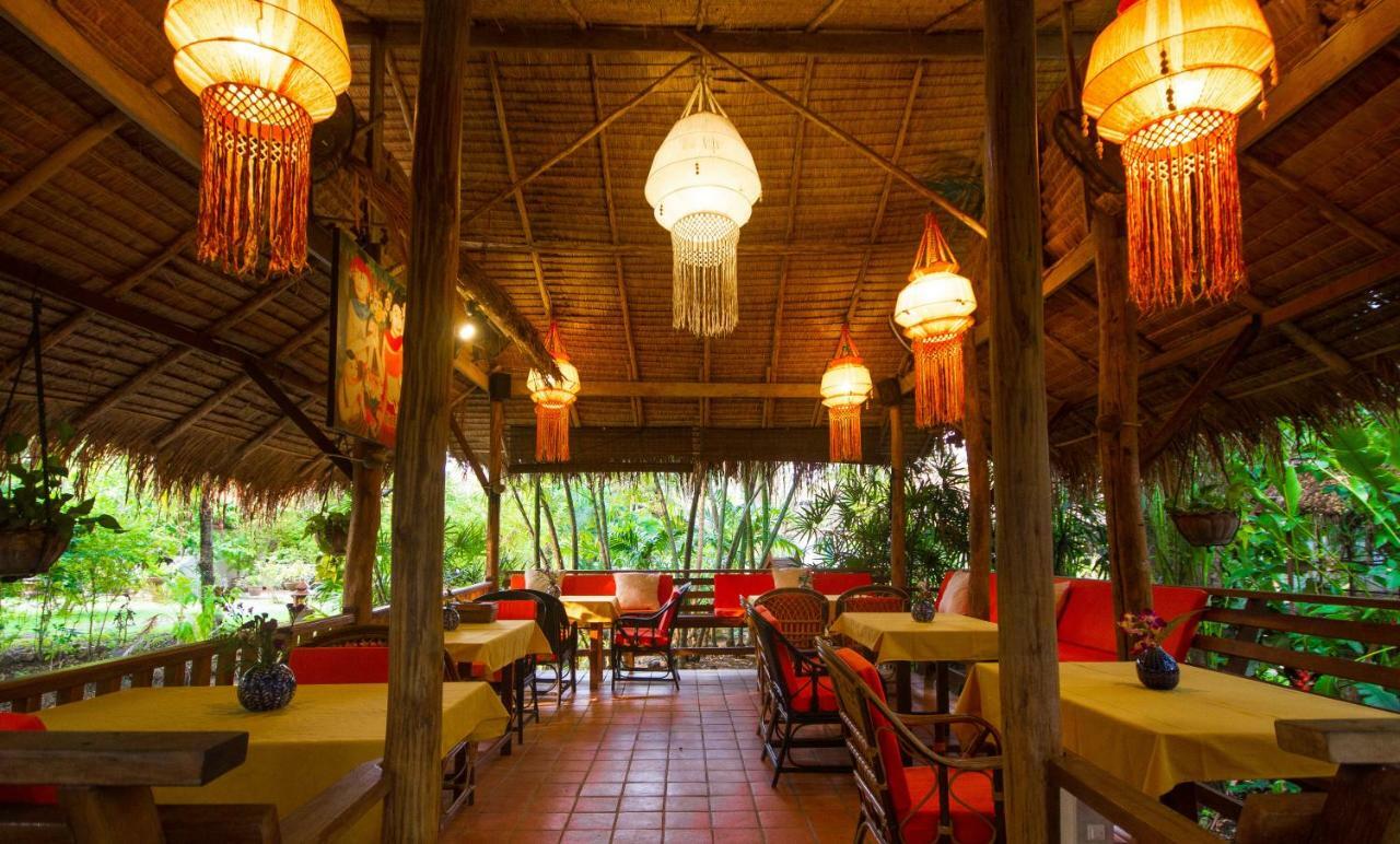 Hotel Secret Garden Chiangmai San Kamphaeng Esterno foto